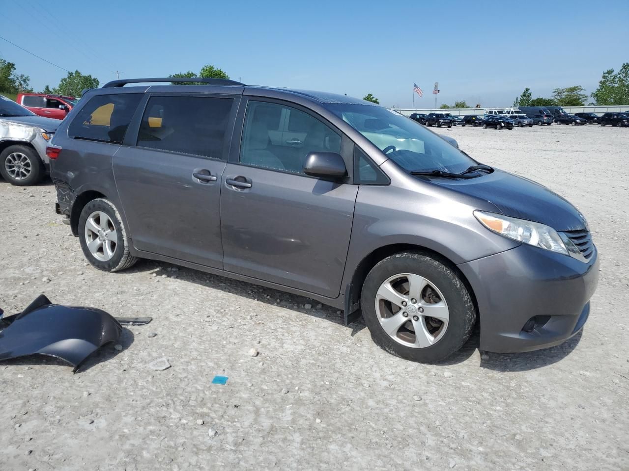 2017 Toyota Sienna le