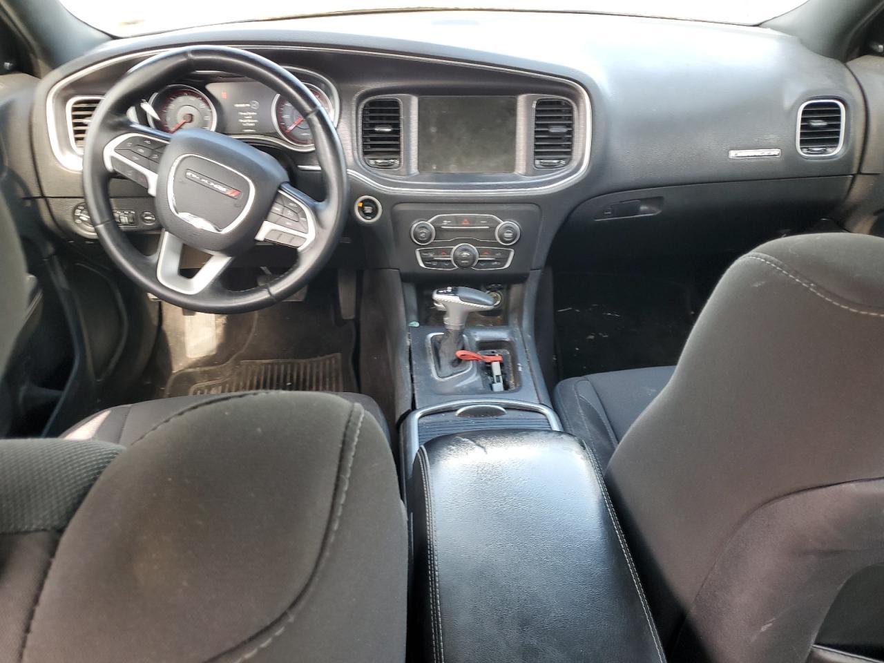 2016 Dodge Charger sxt