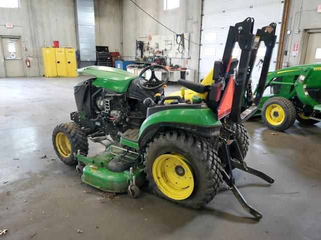 2019 John Deere 2025R Mfwd Tractor