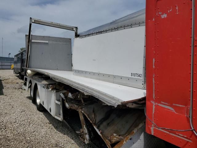 2009 Peterbilt 335 Flatbed Truck