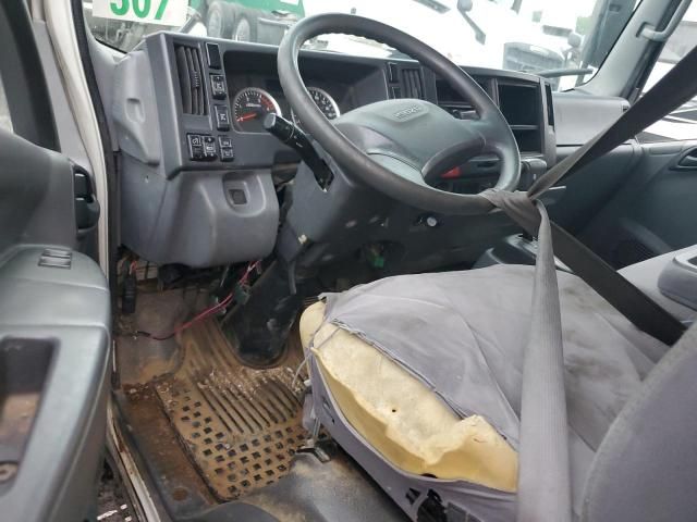 2017 Isuzu NRR