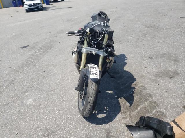 2011 Suzuki GSX750