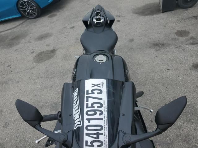 2022 Yamaha YZFR7