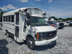 Salvage trucks for sale at Cartersville, GA auction: 2002 GMC Savana Cutaway G3500