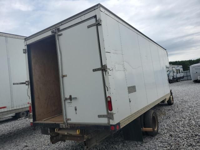 2018 Ford Econoline E450 Super Duty Cutaway Van