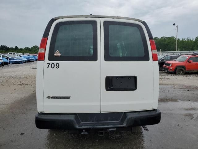 2017 Chevrolet Express G2500