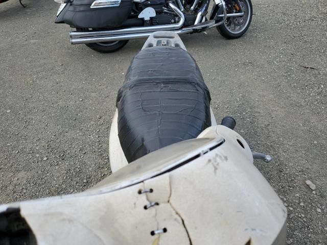 2002 Vespa M198F
