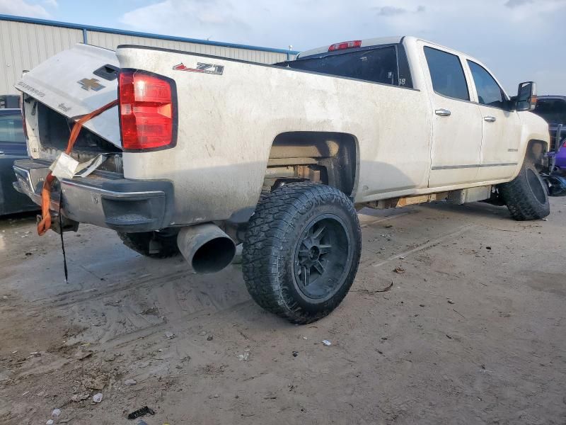 2015 Chevrolet Silverado K3500 LTZ