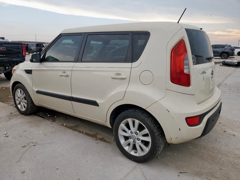 2013 KIA Soul +