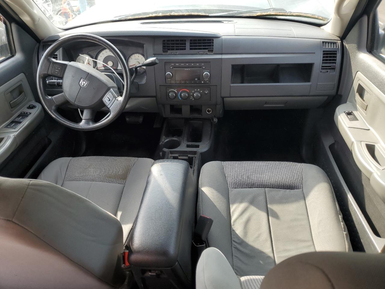 2011 Dodge Dakota SLT