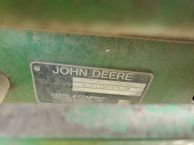 2009 John Deere TRACTR6400