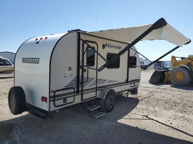2019 Winnebago Camper