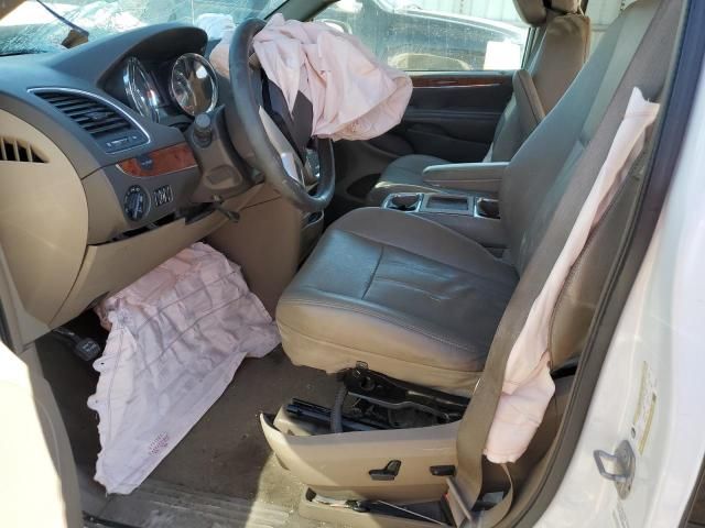 2014 Chrysler Town & Country Touring
