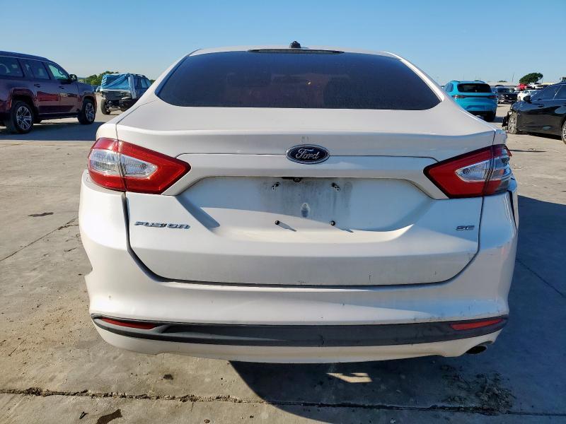 2016 Ford Fusion se