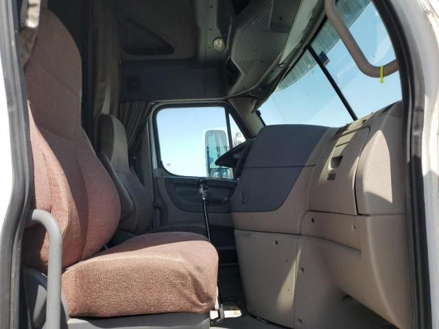 2015 Freightliner Cascadia 125