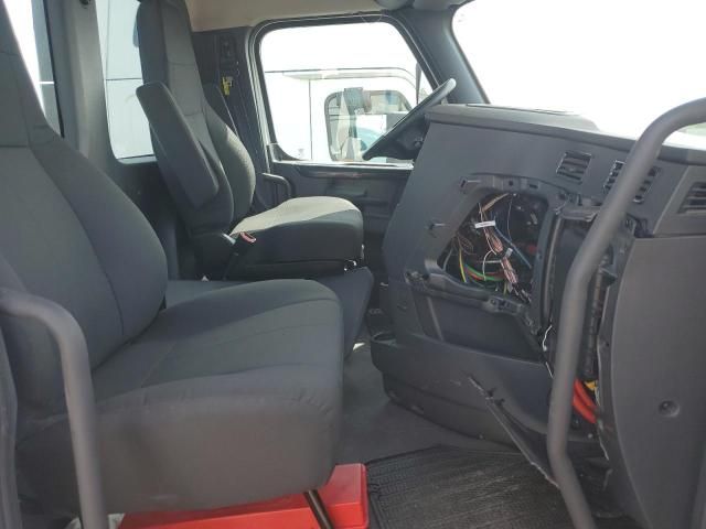 2023 Freightliner Cascadia 126 Semi Truck