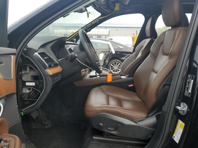 2023 Volvo XC90 Plus