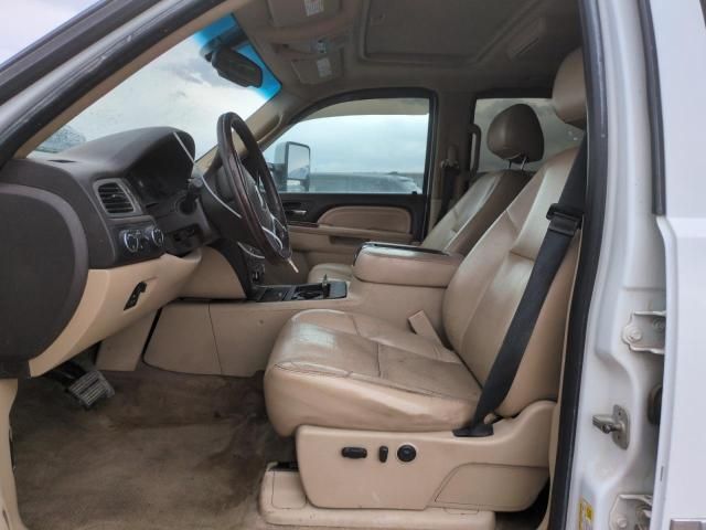 2011 GMC Sierra K3500 Denali