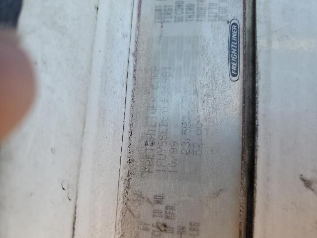 2000 Freightliner Conventional FLC120