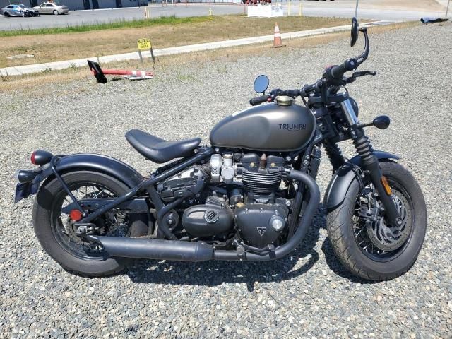 2020 Triumph Bonneville Bobber Black