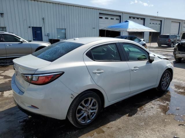 2019 Toyota Yaris L