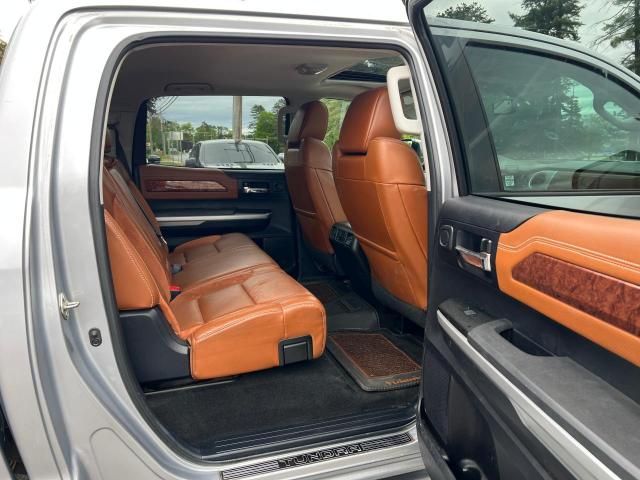 2014 Toyota Tundra Crewmax Platinum