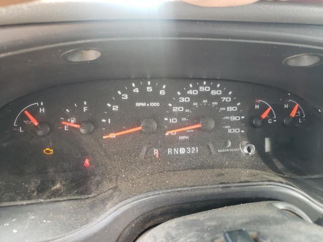 2008 Ford Econoline E450 Super Duty Cutaway Van