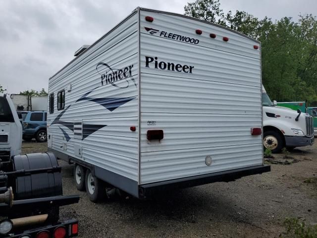 2006 Fleetwood Pioneer