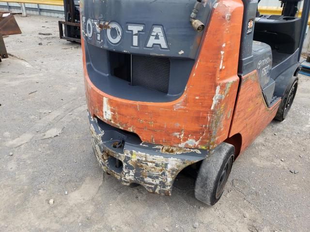 2014 Toyota Fork Lift