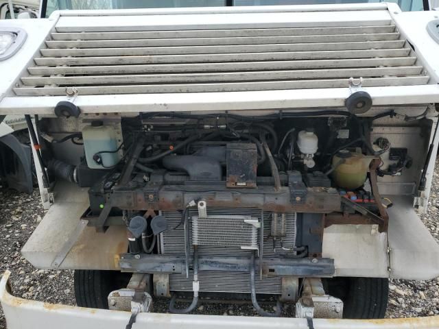 2008 Ford Econoline E450 Super Duty Commercial STR