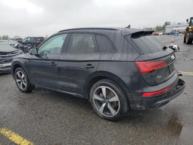 2022 Audi Q5 Premium Plus 45