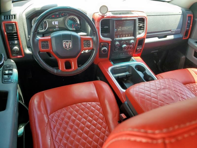 2016 Dodge RAM 1500 SLT