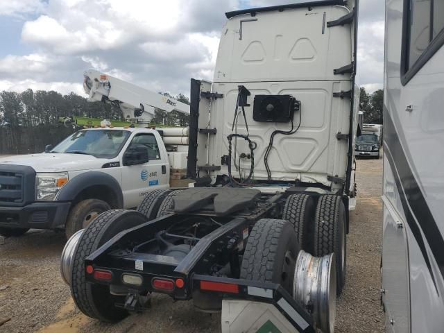 2020 Freightliner Cascadia 126 Semi Truck