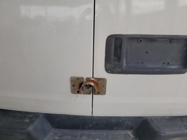 2003 Chevrolet Express G2500