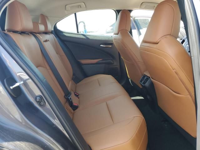 2022 Lexus UX 200 Base