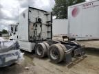 2012 Freightliner Cascadia Semi Truck