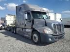 2016 Freightliner Cascadia 125