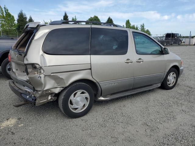 2001 Toyota Sienna le