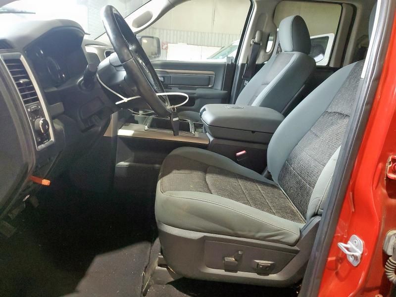 2013 Dodge RAM 1500 SLT