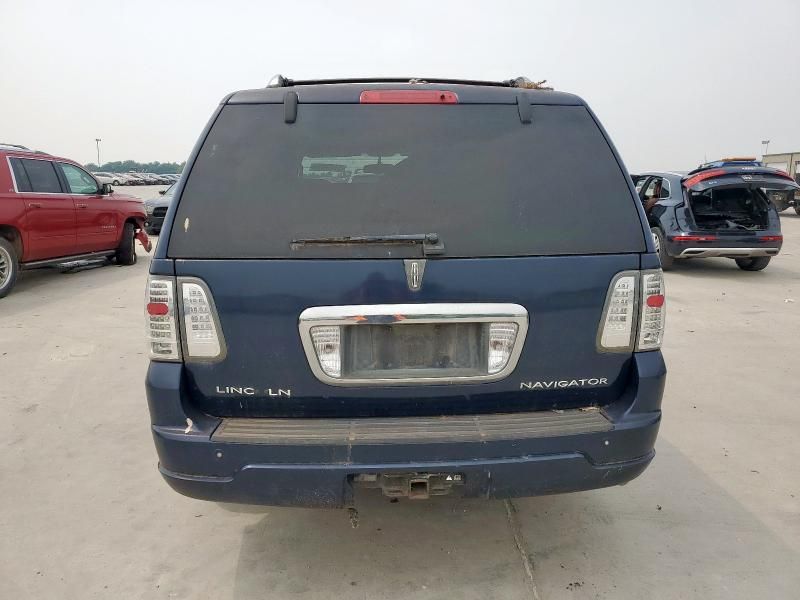2004 Lincoln Navigator