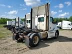 2015 Kenworth T680 Semi Truck
