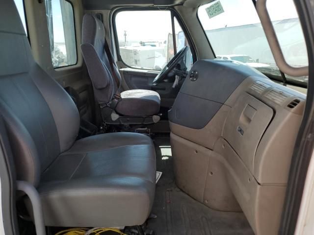 2015 Freightliner Cascadia 125 Semi Truck