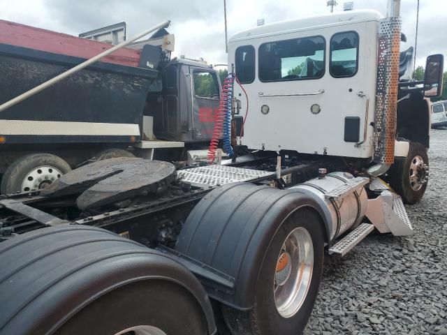 2020 Kenworth T880 Semi Truck