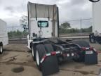 2015 Kenworth T680 Semi Truck