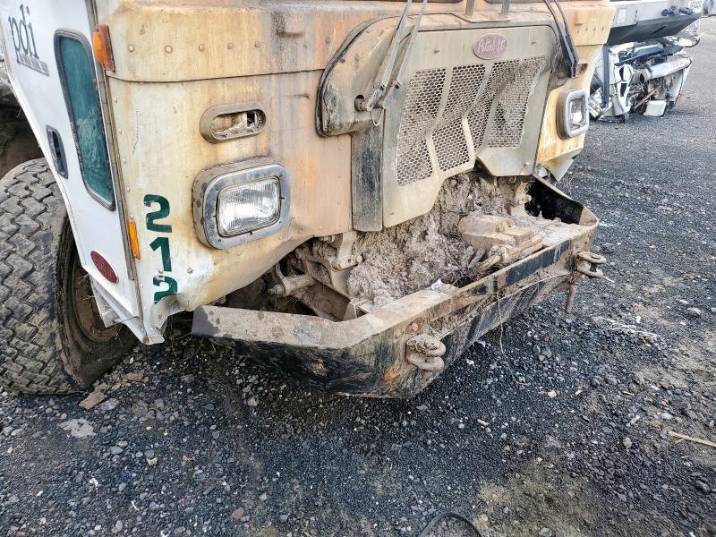 2020 Peterbilt 520 Refuse Truck