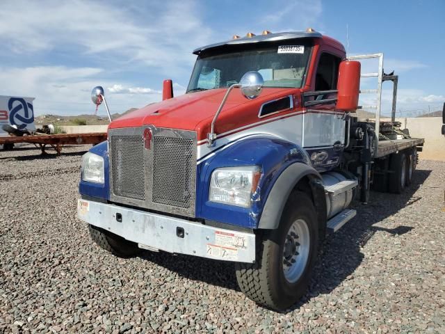 2019 Kenworth T880 Flatbed Truck