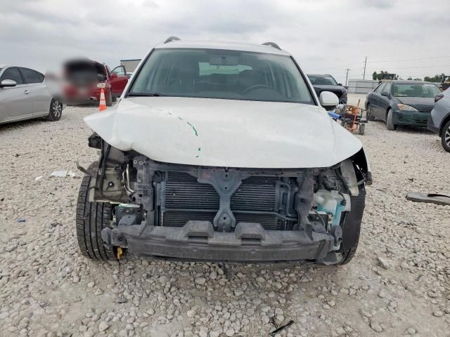 2018 Volkswagen Tiguan Limited