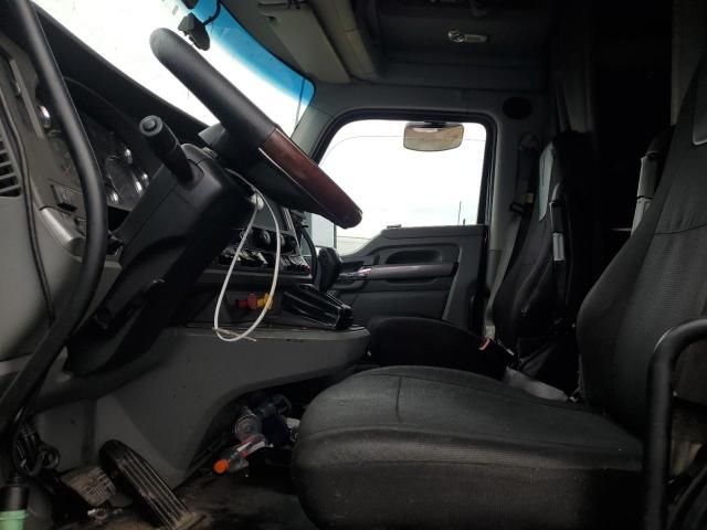 2018 Kenworth T680 Semi Truck