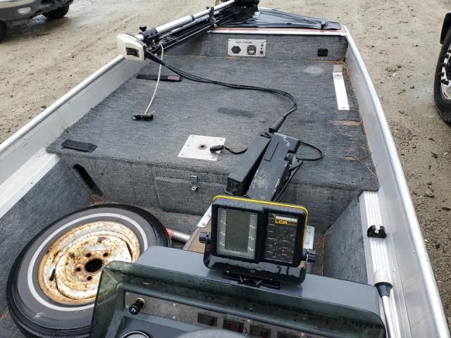 1987 Basstracker Tracker