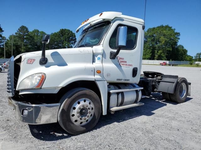 2015 Freightliner Cascadia 125 Semi Truck